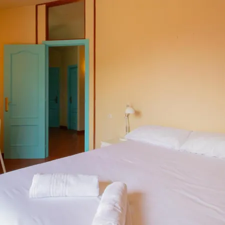 Campingplatz Santillana & Glamping 4*