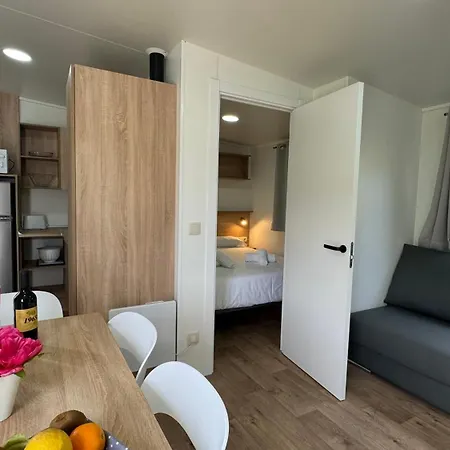 Aparthotel Resort Camping Santillana Del Mar *
