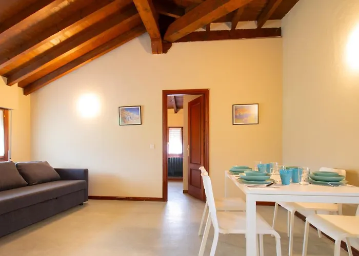 营地 Santillana Bungalow Resort *