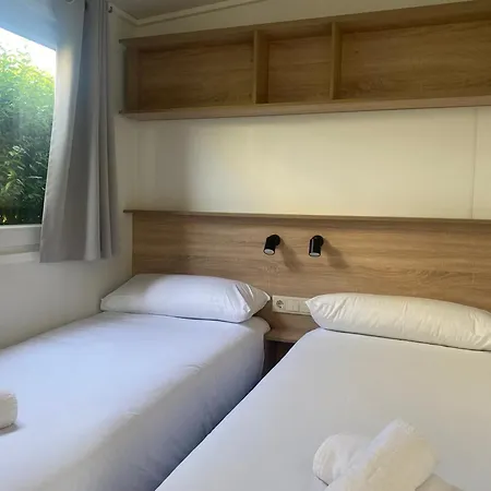 Resort Camping Santillana Del Mar * サンティリャーナ・デル・マル