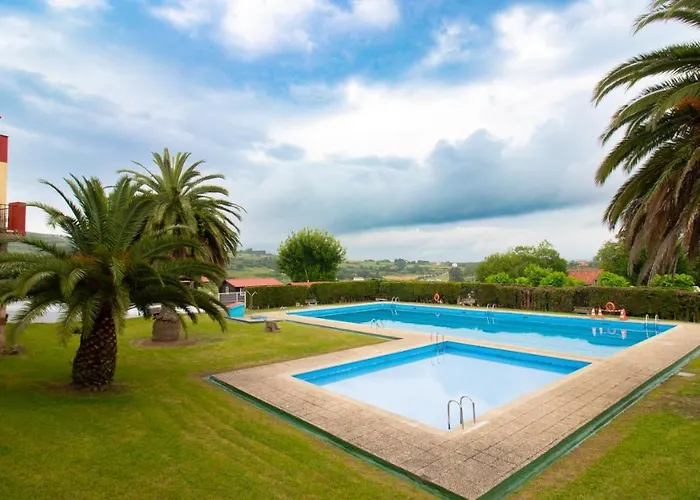 Resort Camping Santillana Del Mar * Сантильяна-дель-Мар