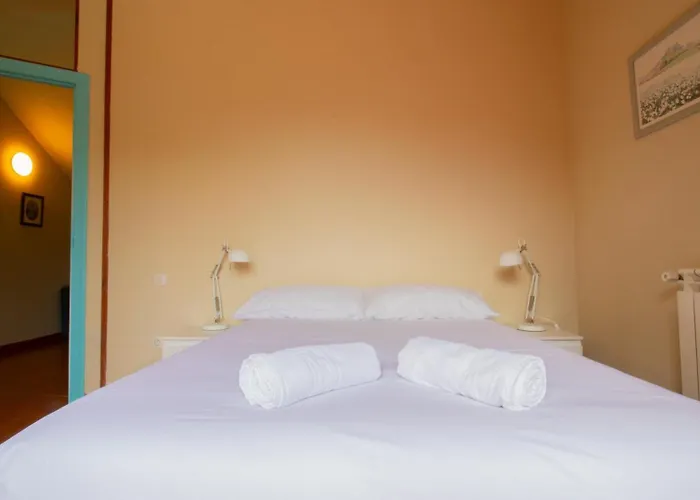 Santillana Bungalow Resort サンティリャーナ・デル・マル